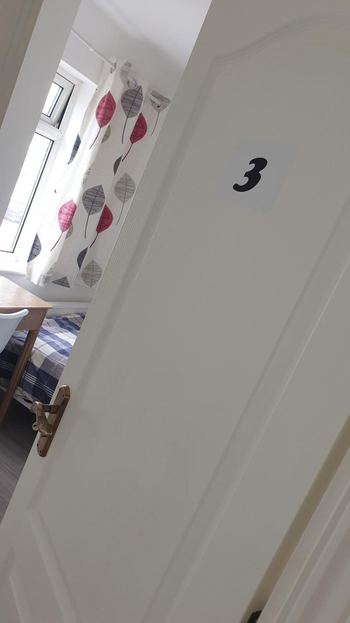 Lovely Modern Single Room Waltham Forest Bagian luar foto